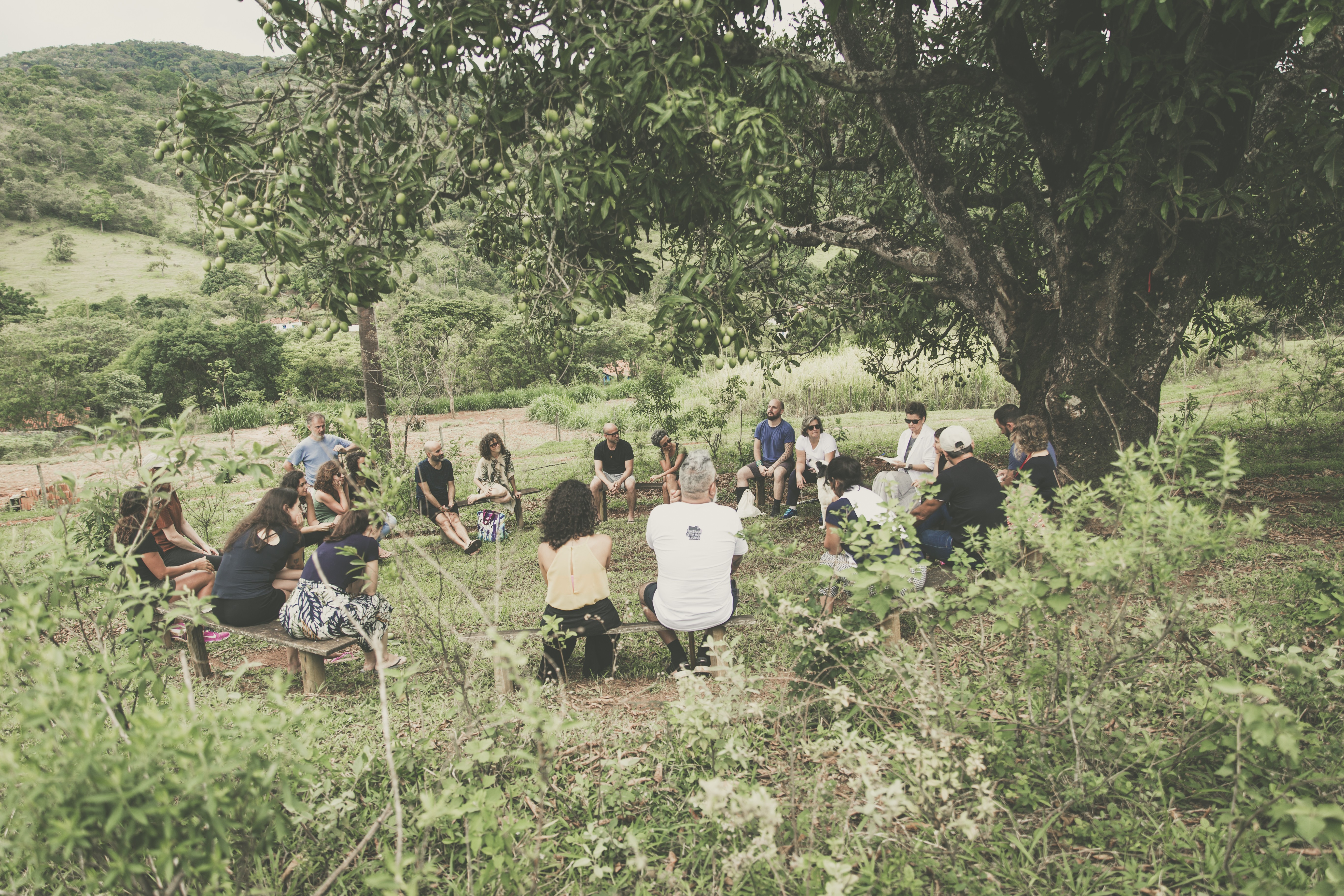 Sobre - nossa Metodologia - Todo movimento produz marcas. O resto que abunda no outro é fartura.